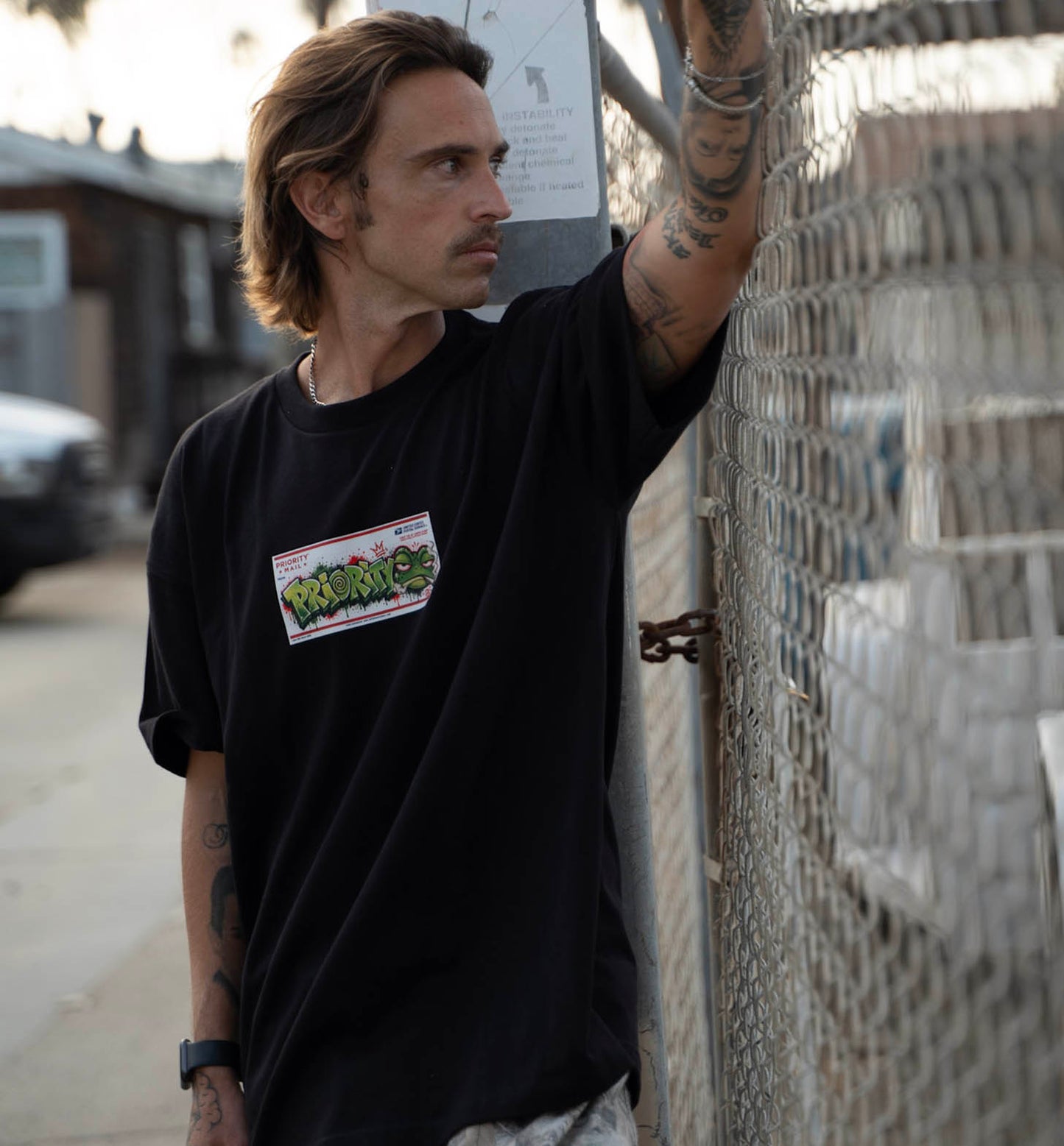 Frog tee